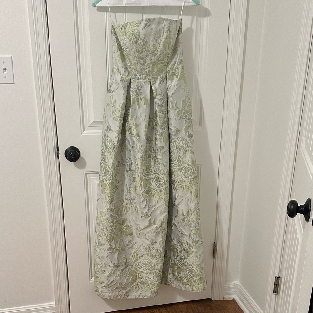 Lulakate Hannah bodice dahlia skirt Elegant Strapless garden Flora Gown